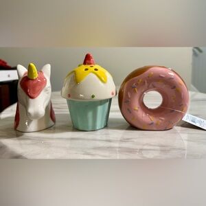 Unicorn, cupcake, donut sprinkle shakers